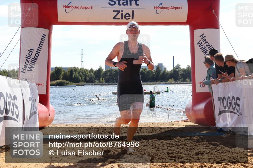 07.09.2025 - 19. Norderstedt Triathlon Luisa Fischer http://msf.ph/oto/8764996 07.09.2025 15:05:49 Schwimmen 937, 1411, 1475, 1527, 1546 meine-sportfotos.de