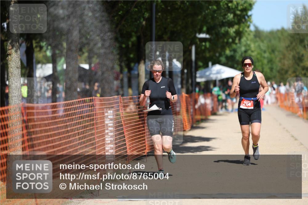 07.09.2025 - 19. Norderstedt Triathlon Michael Strokosch http://msf.ph/oto/8765004 07.09.2025 12:58:56 Laufen 224, 701, 1269 meine-sportfotos.de