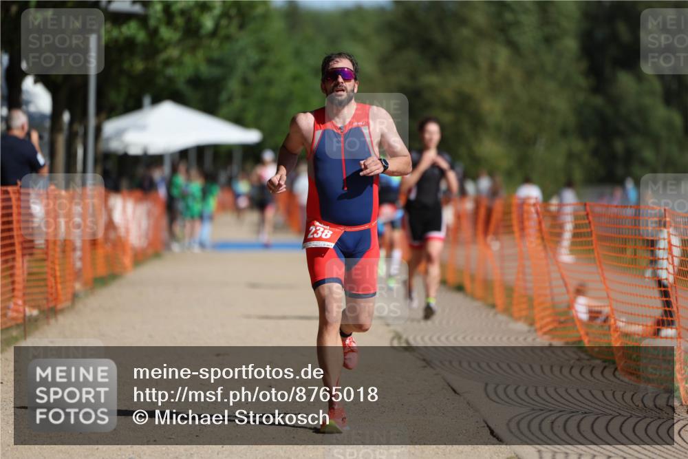 07.09.2025 - 19. Norderstedt Triathlon Michael Strokosch http://msf.ph/oto/8765018 07.09.2025 11:31:38 Laufen 238, 1390 meine-sportfotos.de