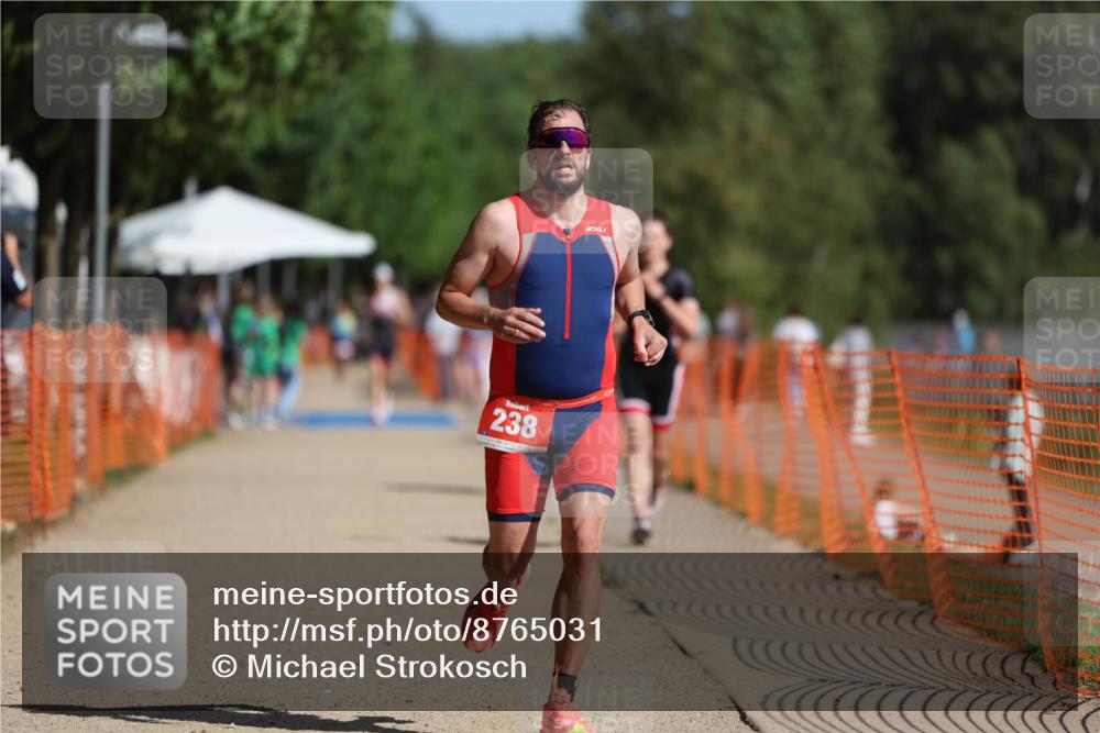 07.09.2025 - 19. Norderstedt Triathlon Michael Strokosch http://msf.ph/oto/8765031 07.09.2025 11:31:38 Laufen 238, 1390 meine-sportfotos.de