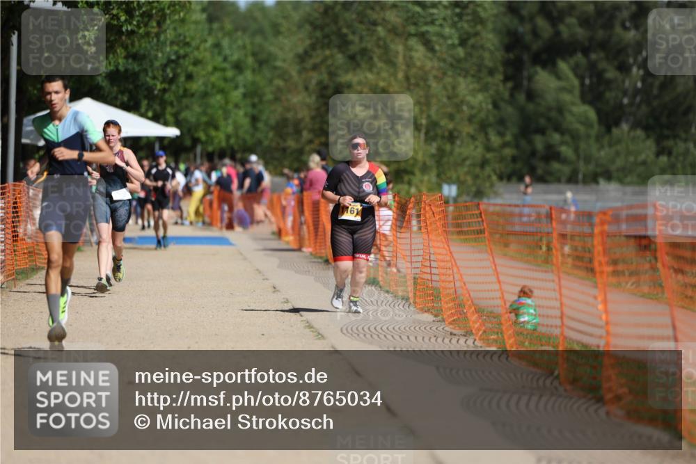 07.09.2025 - 19. Norderstedt Triathlon Michael Strokosch http://msf.ph/oto/8765034 07.09.2025 12:13:25 Laufen 229, 765, 1182, 1190 meine-sportfotos.de