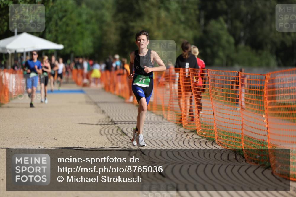 07.09.2025 - 19. Norderstedt Triathlon Michael Strokosch http://msf.ph/oto/8765036 07.09.2025 10:48:47 Laufen 71, 654 meine-sportfotos.de