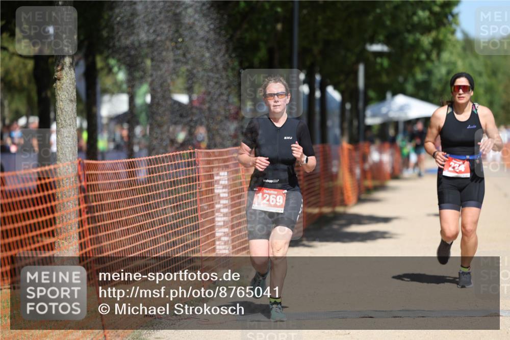 07.09.2025 - 19. Norderstedt Triathlon Michael Strokosch http://msf.ph/oto/8765041 07.09.2025 12:58:57 Laufen 224, 701, 1269 meine-sportfotos.de