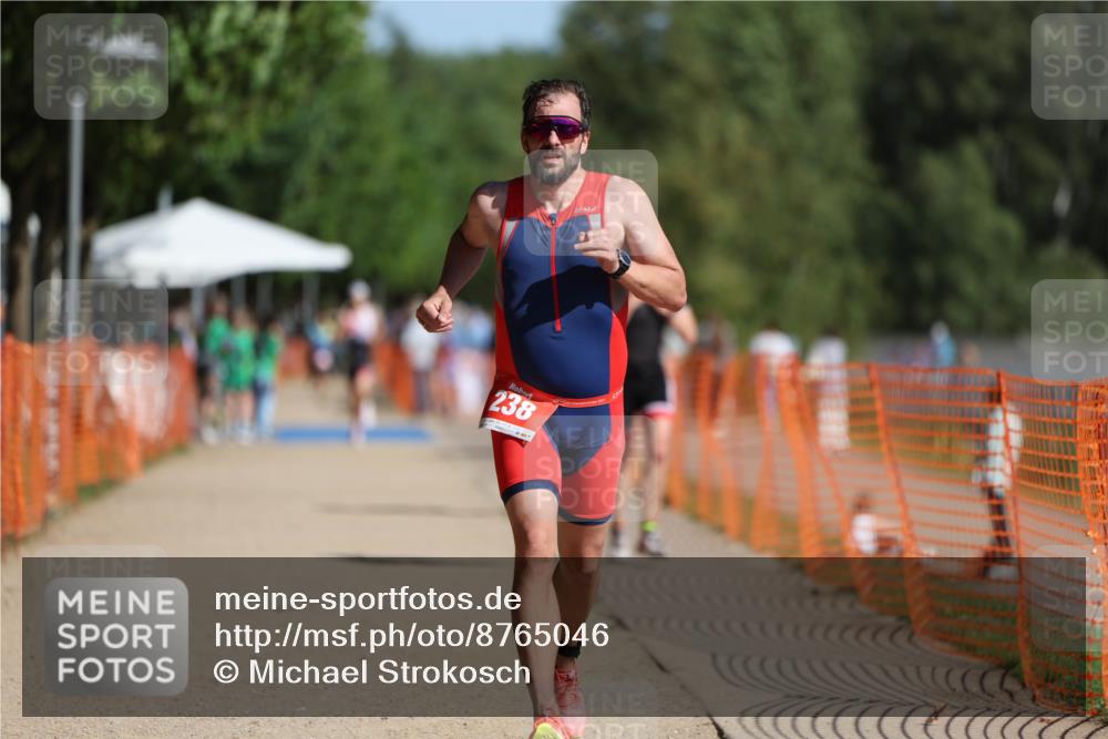 07.09.2025 - 19. Norderstedt Triathlon Michael Strokosch http://msf.ph/oto/8765046 07.09.2025 11:31:38 Laufen 238, 1390 meine-sportfotos.de