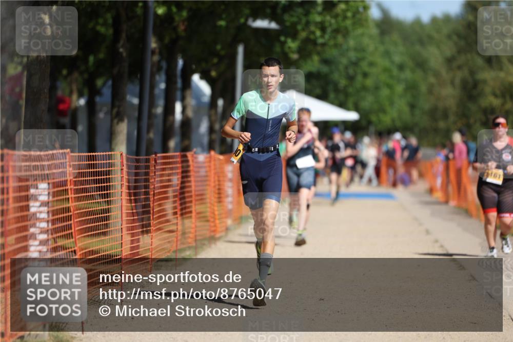 07.09.2025 - 19. Norderstedt Triathlon Michael Strokosch http://msf.ph/oto/8765047 07.09.2025 12:13:26 Laufen 229, 765, 1182, 1190 meine-sportfotos.de