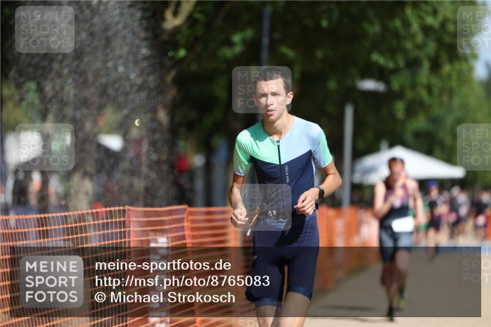 07.09.2025 - 19. Norderstedt Triathlon Michael Strokosch http://msf.ph/oto/8765083 07.09.2025 12:13:28 Laufen 765, 1161, 1182, 1190 meine-sportfotos.de