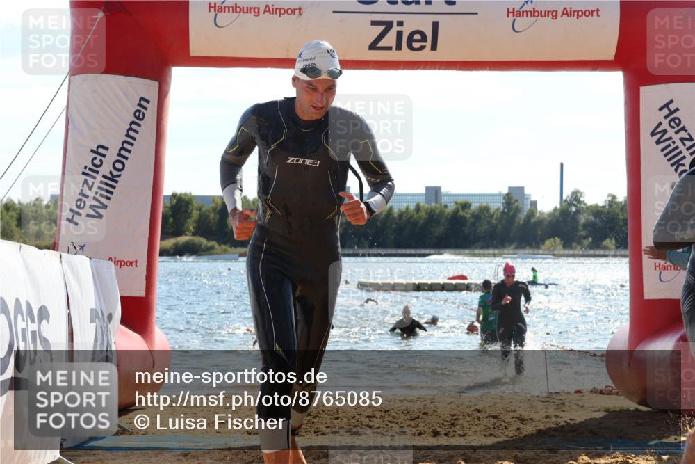 07.09.2025 - 19. Norderstedt Triathlon Luisa Fischer http://msf.ph/oto/8765085 07.09.2025 15:06:06 Schwimmen 903, 916, 935, 1446 meine-sportfotos.de