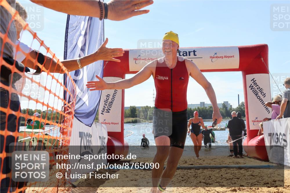 07.09.2025 - 19. Norderstedt Triathlon Luisa Fischer http://msf.ph/oto/8765090 07.09.2025 12:34:52 Schwimmen 242, 310, 339, 805, 841, 1356 meine-sportfotos.de