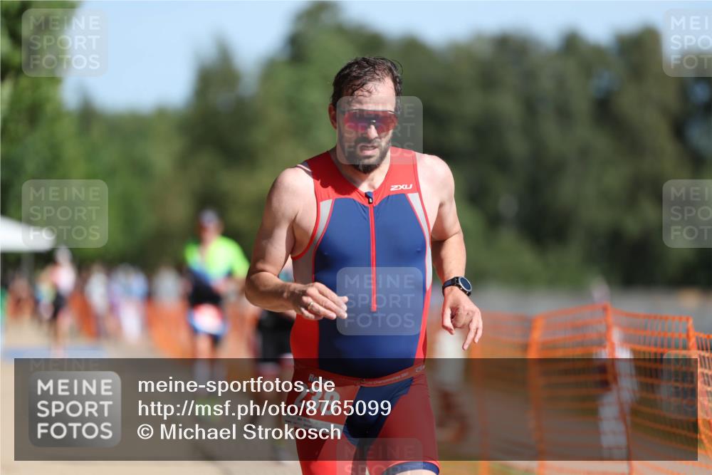 07.09.2025 - 19. Norderstedt Triathlon Michael Strokosch http://msf.ph/oto/8765099 07.09.2025 11:31:40 Laufen 200, 238, 1390 meine-sportfotos.de