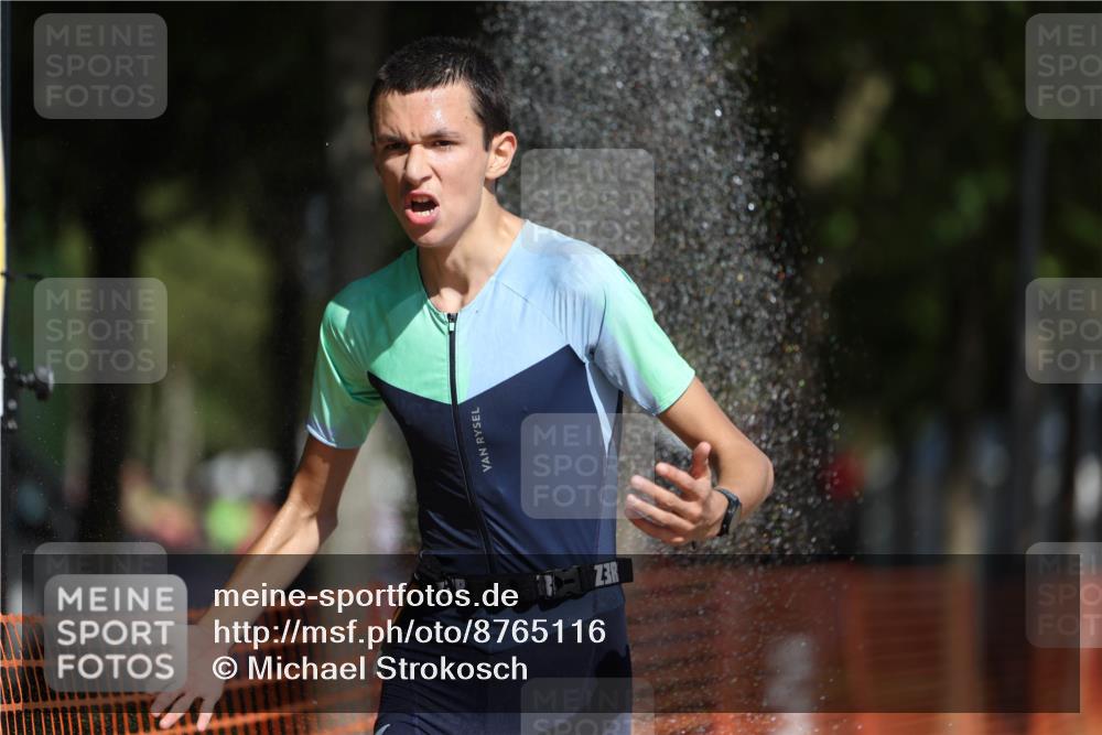 07.09.2025 - 19. Norderstedt Triathlon Michael Strokosch http://msf.ph/oto/8765116 07.09.2025 12:13:29 Laufen 765, 1161, 1182, 1190 meine-sportfotos.de