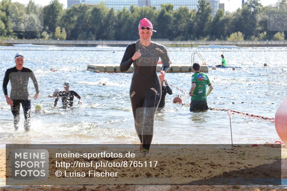 07.09.2025 - 19. Norderstedt Triathlon Luisa Fischer http://msf.ph/oto/8765117 07.09.2025 15:06:08 Schwimmen 903, 916, 935, 1446 meine-sportfotos.de