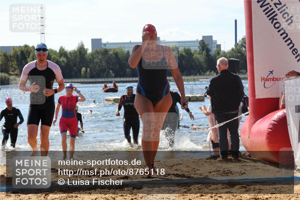 07.09.2025 - 19. Norderstedt Triathlon Luisa Fischer http://msf.ph/oto/8765118 07.09.2025 12:34:54 Schwimmen 242, 310, 318, 339, 350, 805, 1356 meine-sportfotos.de