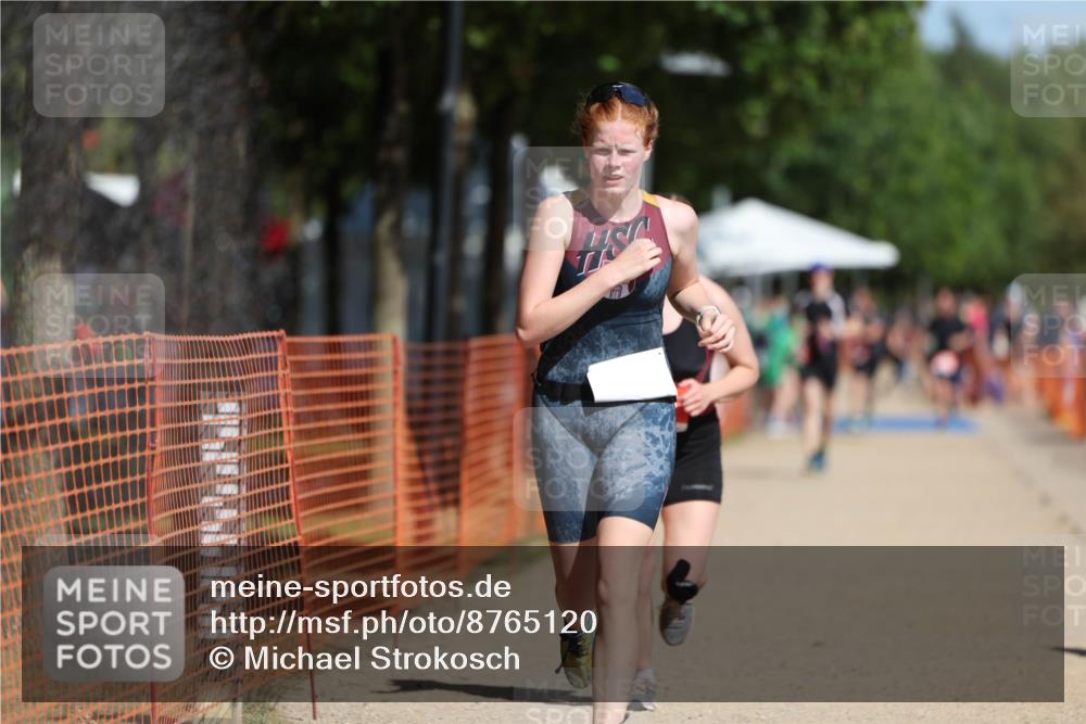 07.09.2025 - 19. Norderstedt Triathlon Michael Strokosch http://msf.ph/oto/8765120 07.09.2025 12:13:31 Laufen 765, 1161, 1182, 1190 meine-sportfotos.de
