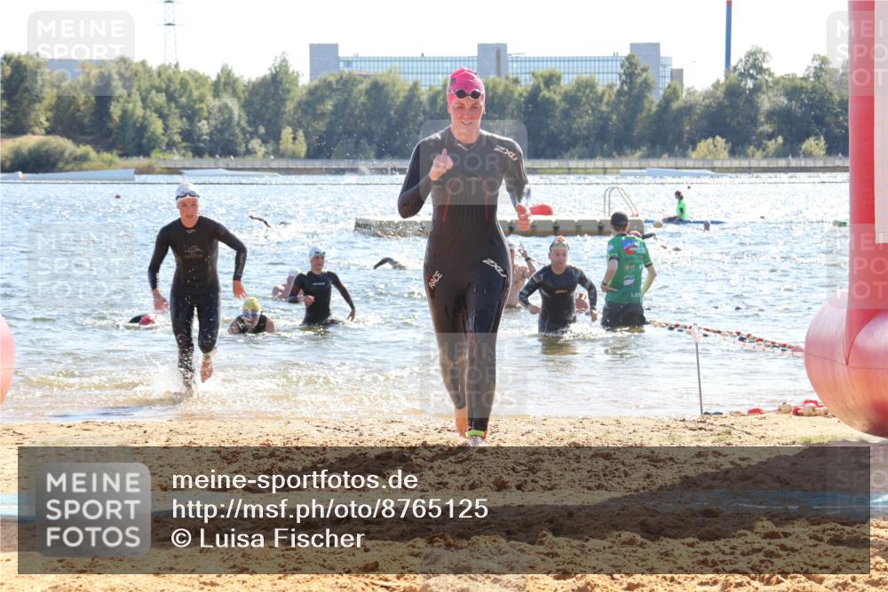 07.09.2025 - 19. Norderstedt Triathlon Luisa Fischer http://msf.ph/oto/8765125 07.09.2025 15:06:09 Schwimmen 903, 916, 935, 1427, 1446 meine-sportfotos.de