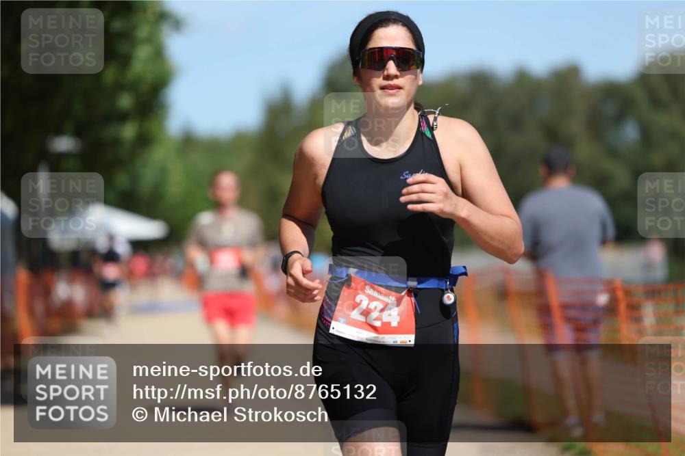 07.09.2025 - 19. Norderstedt Triathlon Michael Strokosch http://msf.ph/oto/8765132 07.09.2025 12:59:00 Laufen 224, 701, 1269 meine-sportfotos.de
