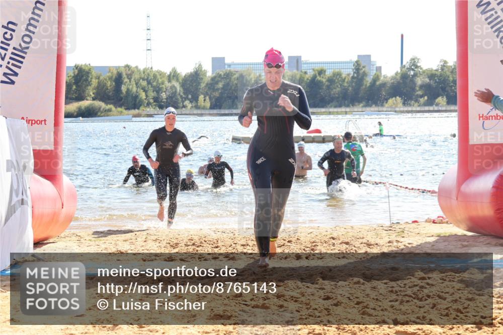 07.09.2025 - 19. Norderstedt Triathlon Luisa Fischer http://msf.ph/oto/8765143 07.09.2025 15:06:10 Schwimmen 903, 916, 935, 1427, 1446 meine-sportfotos.de