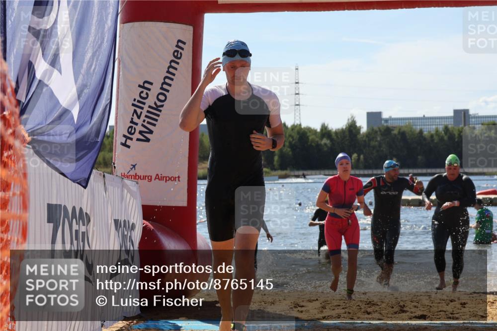 07.09.2025 - 19. Norderstedt Triathlon Luisa Fischer http://msf.ph/oto/8765145 07.09.2025 12:34:56 Schwimmen 242, 310, 318, 339, 344, 350, 805, 1356 meine-sportfotos.de