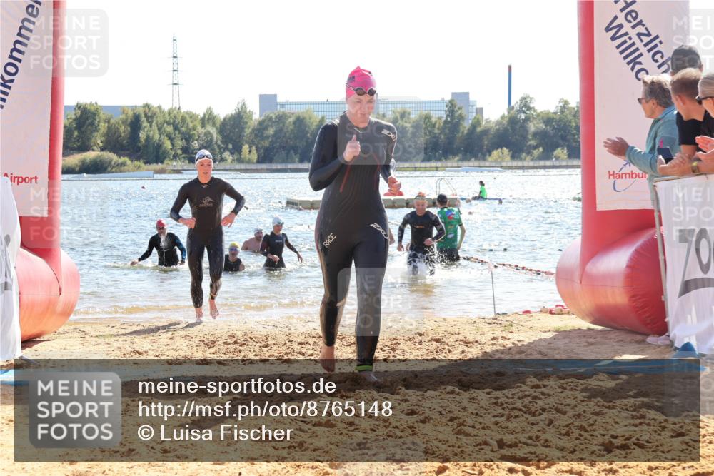 07.09.2025 - 19. Norderstedt Triathlon Luisa Fischer http://msf.ph/oto/8765148 07.09.2025 15:06:10 Schwimmen 903, 916, 935, 1427, 1446 meine-sportfotos.de