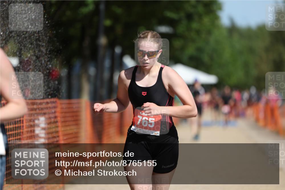 07.09.2025 - 19. Norderstedt Triathlon Michael Strokosch http://msf.ph/oto/8765155 07.09.2025 12:13:33 Laufen 765, 1161, 1182 meine-sportfotos.de