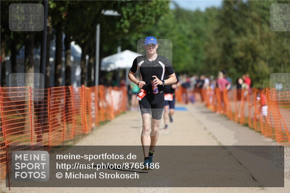 07.09.2025 - 19. Norderstedt Triathlon Michael Strokosch http://msf.ph/oto/8765186 07.09.2025 12:13:41 Laufen 306 meine-sportfotos.de