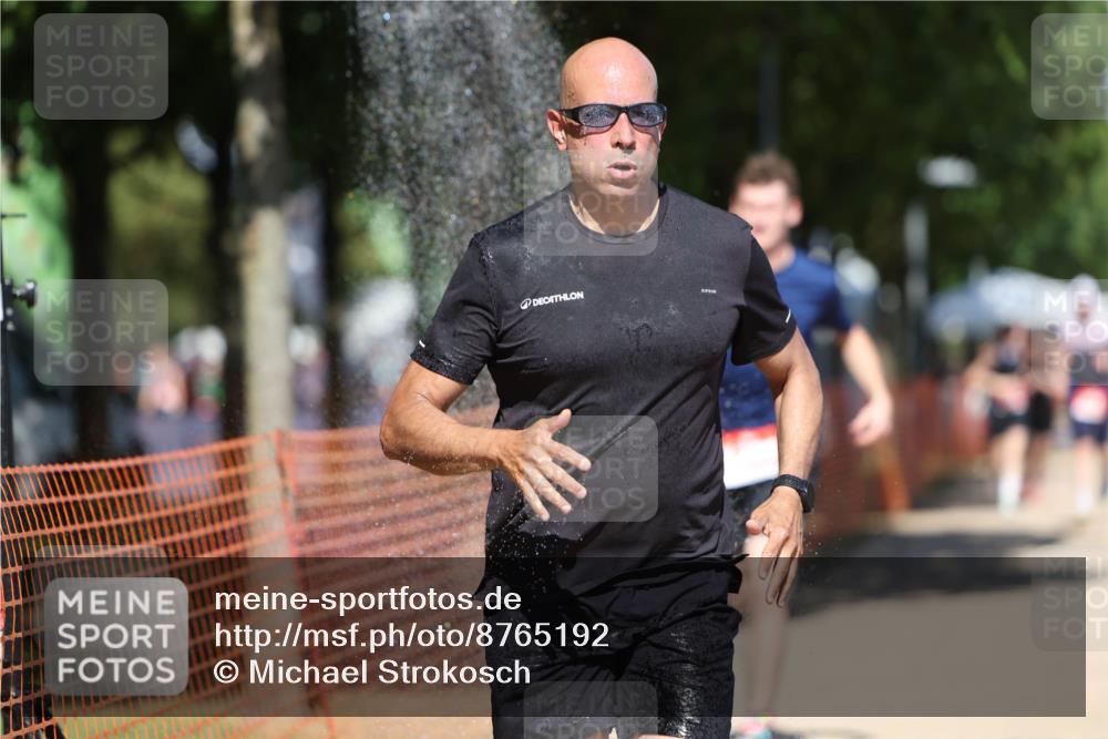 07.09.2025 - 19. Norderstedt Triathlon Michael Strokosch http://msf.ph/oto/8765192 07.09.2025 13:20:27 Laufen 141, 754, 1299 meine-sportfotos.de