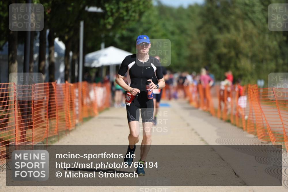 07.09.2025 - 19. Norderstedt Triathlon Michael Strokosch http://msf.ph/oto/8765194 07.09.2025 12:13:41 Laufen 306 meine-sportfotos.de