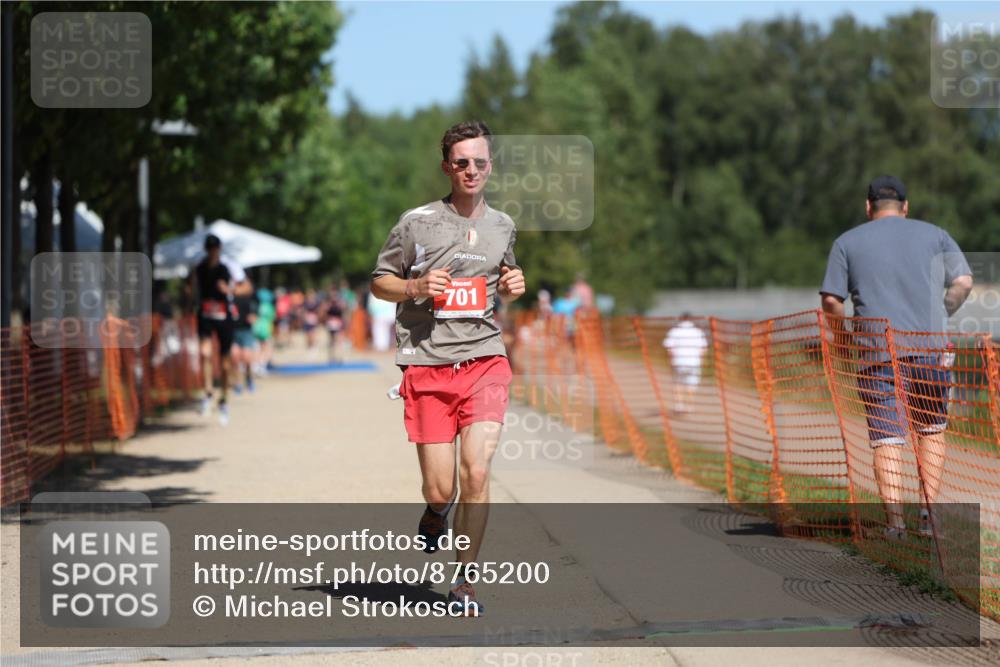 07.09.2025 - 19. Norderstedt Triathlon Michael Strokosch http://msf.ph/oto/8765200 07.09.2025 12:59:02 Laufen 167, 224, 701, 1269 meine-sportfotos.de