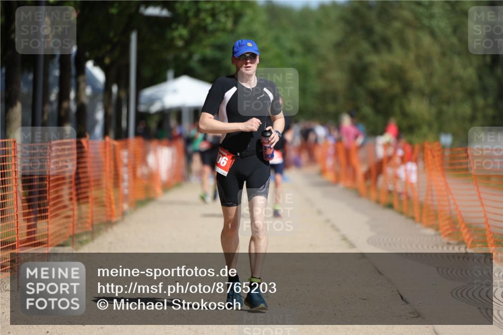 07.09.2025 - 19. Norderstedt Triathlon Michael Strokosch http://msf.ph/oto/8765203 07.09.2025 12:13:42 Laufen 306 meine-sportfotos.de