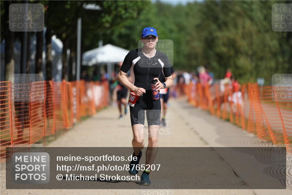 07.09.2025 - 19. Norderstedt Triathlon Michael Strokosch http://msf.ph/oto/8765207 07.09.2025 12:13:42 Laufen 306 meine-sportfotos.de