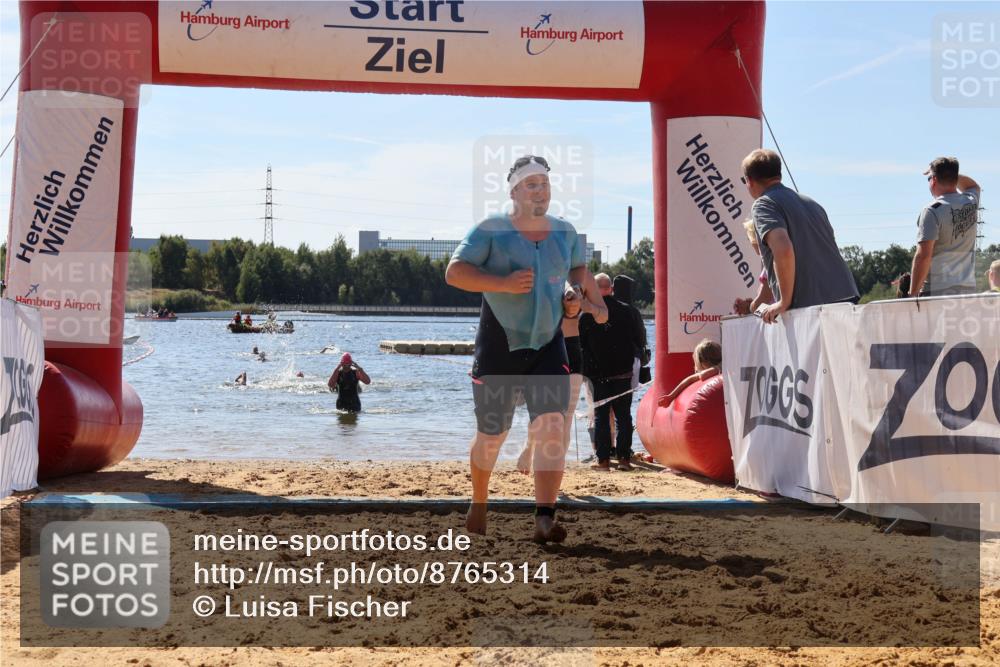 07.09.2025 - 19. Norderstedt Triathlon Luisa Fischer http://msf.ph/oto/8765314 07.09.2025 12:35:20 Schwimmen 160, 842 meine-sportfotos.de