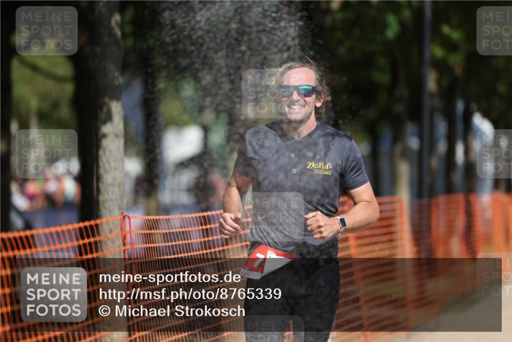 07.09.2025 - 19. Norderstedt Triathlon Michael Strokosch http://msf.ph/oto/8765339 07.09.2025 12:13:53 Laufen 287, 748 meine-sportfotos.de