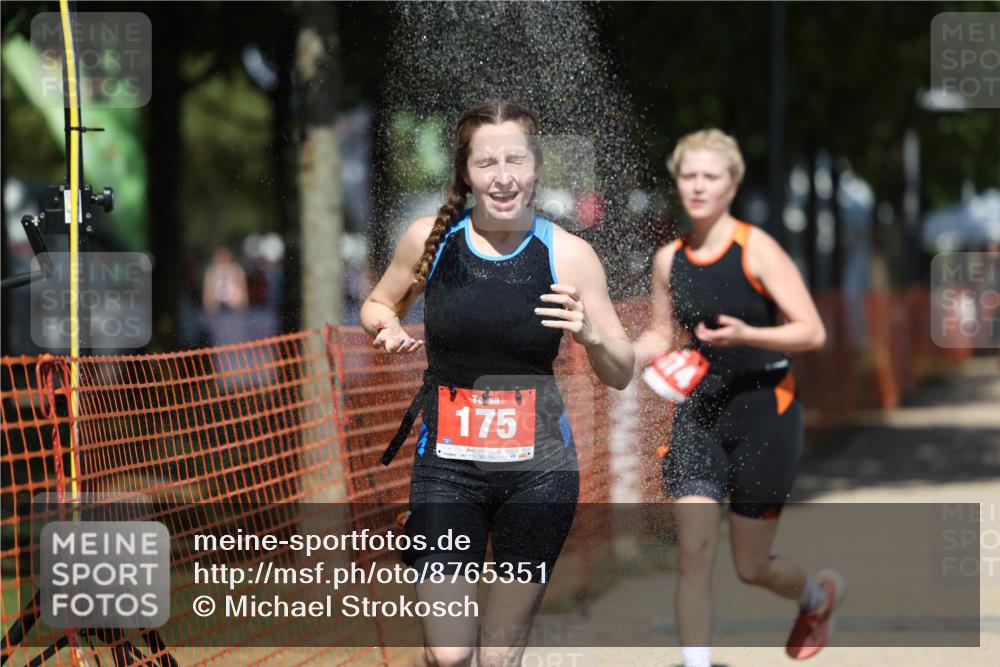 07.09.2025 - 19. Norderstedt Triathlon Michael Strokosch http://msf.ph/oto/8765351 07.09.2025 13:20:37 Laufen 175, 272, 754, 1374 meine-sportfotos.de