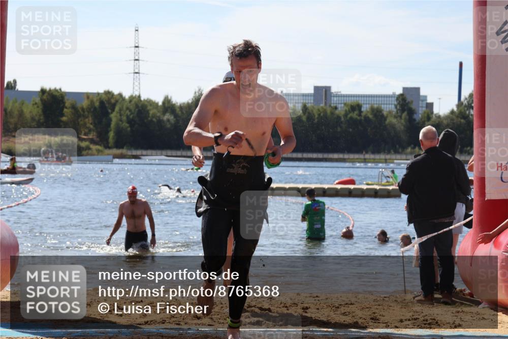 07.09.2025 - 19. Norderstedt Triathlon Luisa Fischer http://msf.ph/oto/8765368 07.09.2025 12:35:37 Schwimmen 317, 345, 747 meine-sportfotos.de