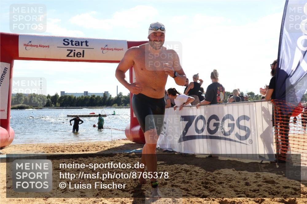 07.09.2025 - 19. Norderstedt Triathlon Luisa Fischer http://msf.ph/oto/8765378 07.09.2025 15:06:28 Schwimmen 436, 902, 945, 955, 1544 meine-sportfotos.de