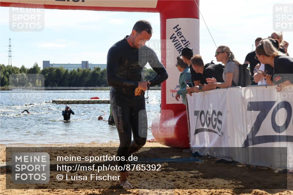 07.09.2025 - 19. Norderstedt Triathlon Luisa Fischer http://msf.ph/oto/8765392 07.09.2025 15:06:39 Schwimmen 866 meine-sportfotos.de