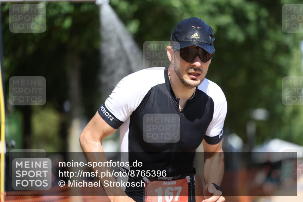 07.09.2025 - 19. Norderstedt Triathlon Michael Strokosch http://msf.ph/oto/8765396 07.09.2025 12:59:10 Laufen 167 meine-sportfotos.de