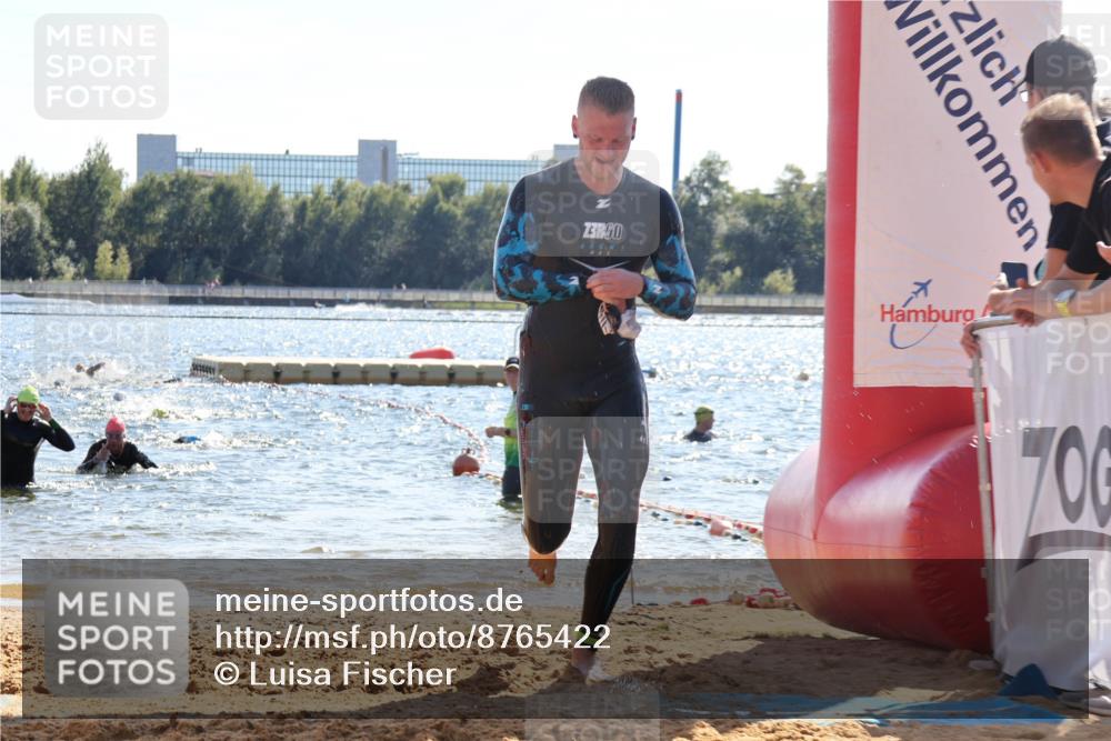 07.09.2025 - 19. Norderstedt Triathlon Luisa Fischer http://msf.ph/oto/8765422 07.09.2025 15:06:50 Schwimmen 1400 meine-sportfotos.de
