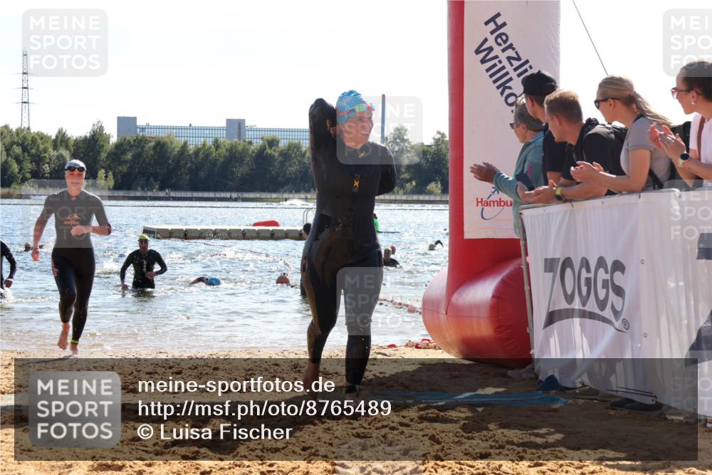 07.09.2025 - 19. Norderstedt Triathlon Luisa Fischer http://msf.ph/oto/8765489 07.09.2025 15:07:09 Schwimmen 933, 1419, 1432, 1473 meine-sportfotos.de