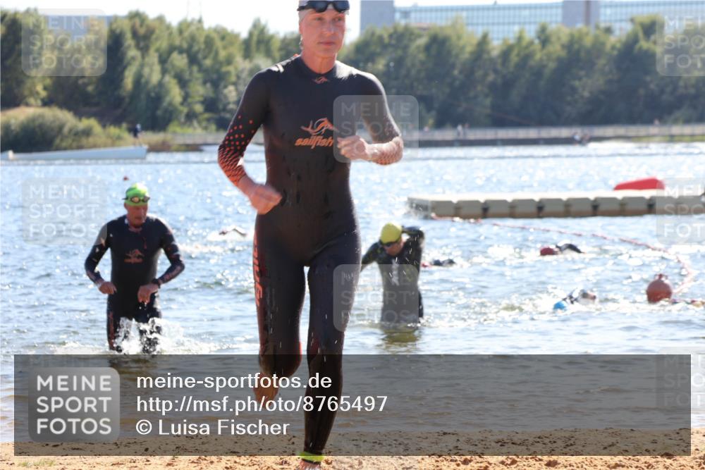 07.09.2025 - 19. Norderstedt Triathlon Luisa Fischer http://msf.ph/oto/8765497 07.09.2025 15:07:11 Schwimmen 933, 1419, 1432, 1473 meine-sportfotos.de