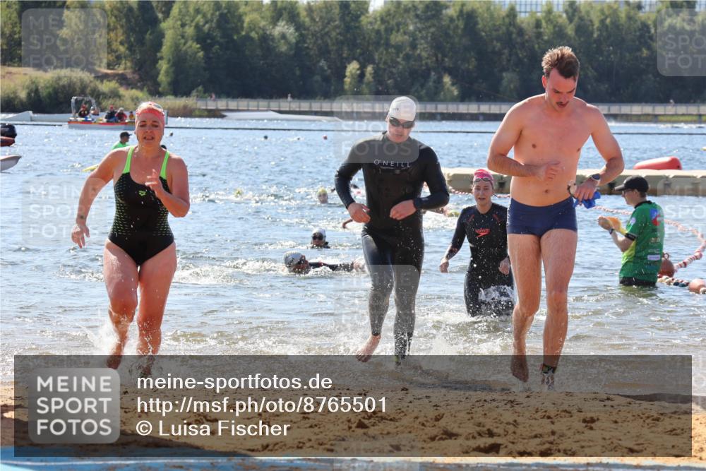 07.09.2025 - 19. Norderstedt Triathlon Luisa Fischer http://msf.ph/oto/8765501 07.09.2025 12:36:20 Schwimmen 235, 264, 1353 meine-sportfotos.de