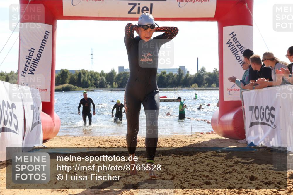 07.09.2025 - 19. Norderstedt Triathlon Luisa Fischer http://msf.ph/oto/8765528 07.09.2025 15:07:12 Schwimmen 933, 1419, 1432, 1473 meine-sportfotos.de