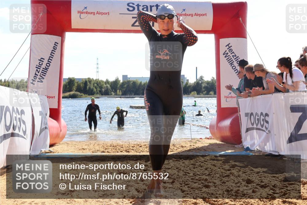 07.09.2025 - 19. Norderstedt Triathlon Luisa Fischer http://msf.ph/oto/8765532 07.09.2025 15:07:13 Schwimmen 910, 933, 1419, 1432 meine-sportfotos.de