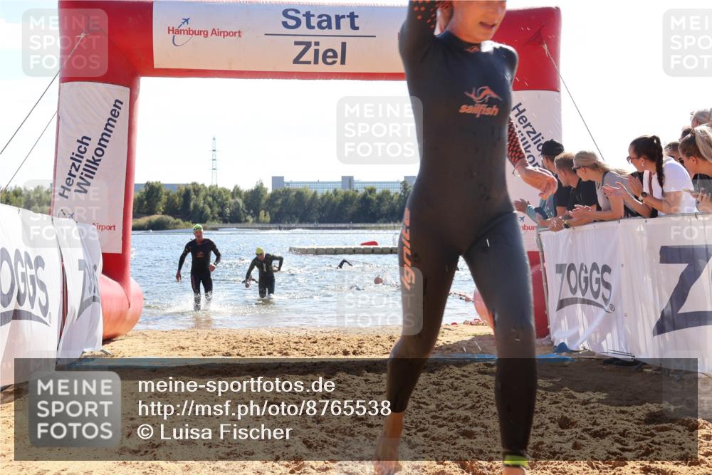 07.09.2025 - 19. Norderstedt Triathlon Luisa Fischer http://msf.ph/oto/8765538 07.09.2025 15:07:13 Schwimmen 910, 933, 1419, 1432 meine-sportfotos.de