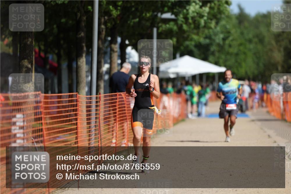 07.09.2025 - 19. Norderstedt Triathlon Michael Strokosch http://msf.ph/oto/8765559 07.09.2025 11:32:01 Laufen 1168 meine-sportfotos.de