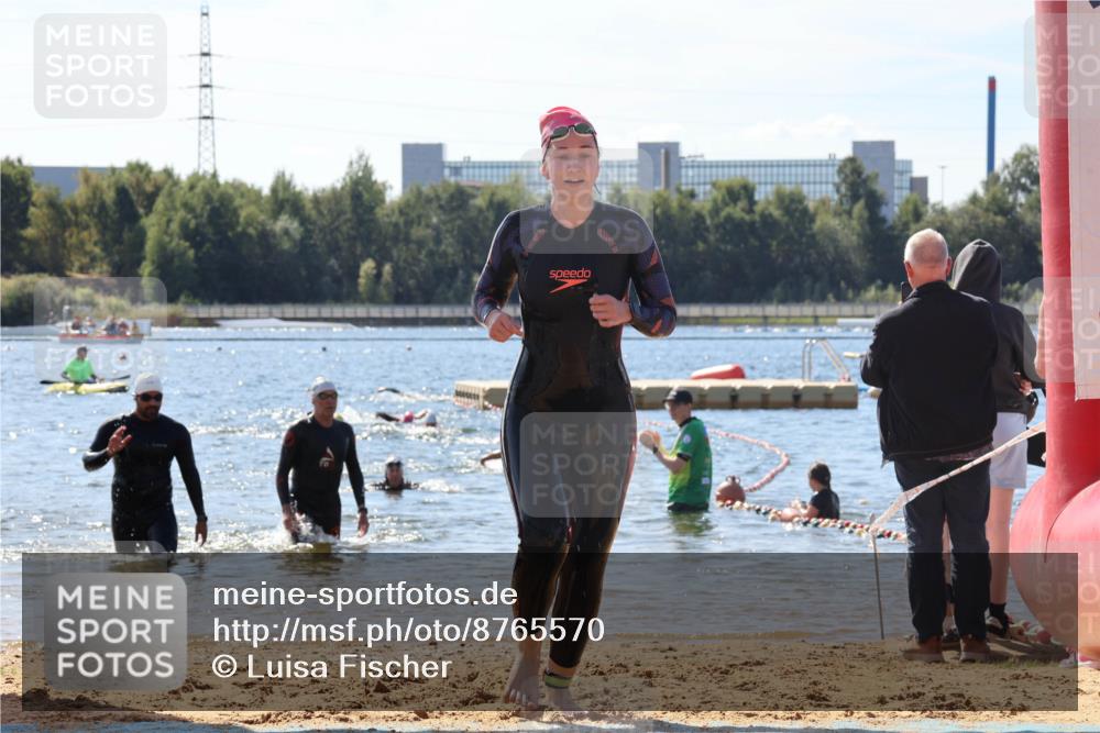 07.09.2025 - 19. Norderstedt Triathlon Luisa Fischer http://msf.ph/oto/8765570 07.09.2025 12:36:27 Schwimmen 264, 324, 1353 meine-sportfotos.de
