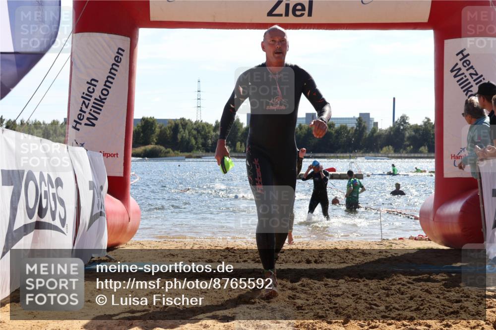 07.09.2025 - 19. Norderstedt Triathlon Luisa Fischer http://msf.ph/oto/8765592 07.09.2025 15:07:19 Schwimmen 910, 933, 1417, 1432 meine-sportfotos.de