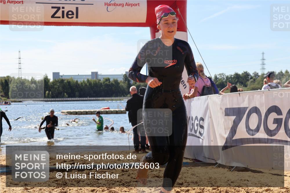 07.09.2025 - 19. Norderstedt Triathlon Luisa Fischer http://msf.ph/oto/8765603 07.09.2025 12:36:29 Schwimmen 206, 264, 324, 332, 1353 meine-sportfotos.de