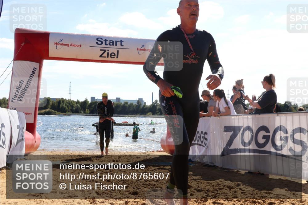 07.09.2025 - 19. Norderstedt Triathlon Luisa Fischer http://msf.ph/oto/8765607 07.09.2025 15:07:21 Schwimmen 910, 915, 933, 954, 1417, 1432 meine-sportfotos.de