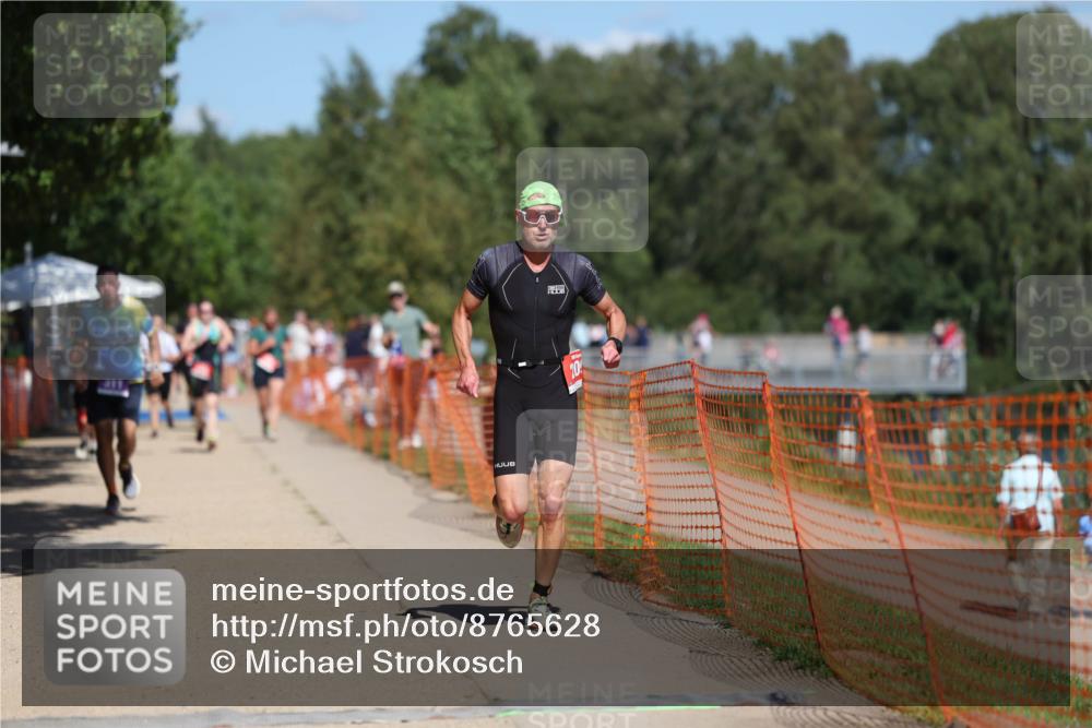 07.09.2025 - 19. Norderstedt Triathlon Michael Strokosch http://msf.ph/oto/8765628 07.09.2025 13:21:03 Laufen 209, 311, 759 meine-sportfotos.de