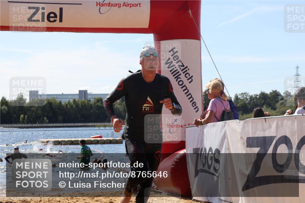 07.09.2025 - 19. Norderstedt Triathlon Luisa Fischer http://msf.ph/oto/8765646 07.09.2025 12:36:36 Schwimmen 193, 206, 324, 332, 1353 meine-sportfotos.de
